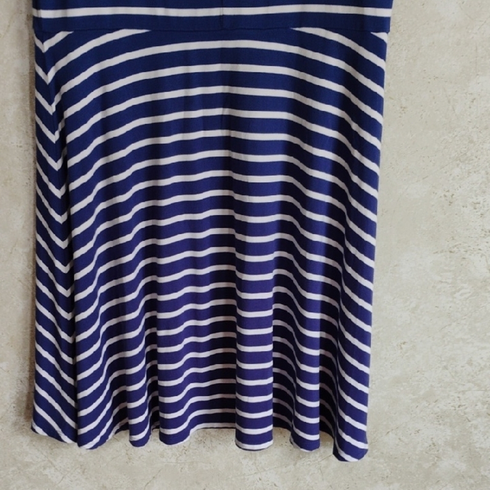 NWOT White House Black Market Striped Navy and White Dress - Picture 6 of 7